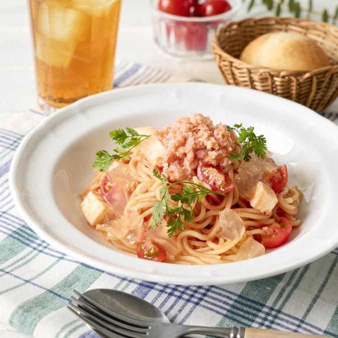 アフタヌーンティー・ティールーム 紅ずわい蟹とトマトの冷製生パスタ