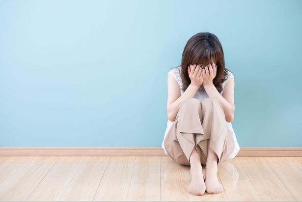  「家事、育児、仕事、いつも何かに追われてツラい...」不安な気持ちになることもあるはず 【画像提供＝写真AC】