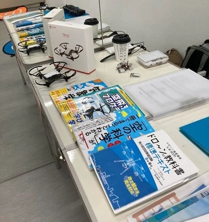 【東京都荒川区】「スカイブレックス KIDS DRONE」の『毎週通える』子ども専用ドローン教室が新規開校
