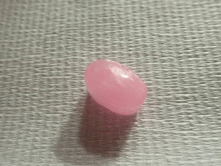 DAISO(ダイソー)：扇雀飴本舗 ノンシュガー白桃のど飴