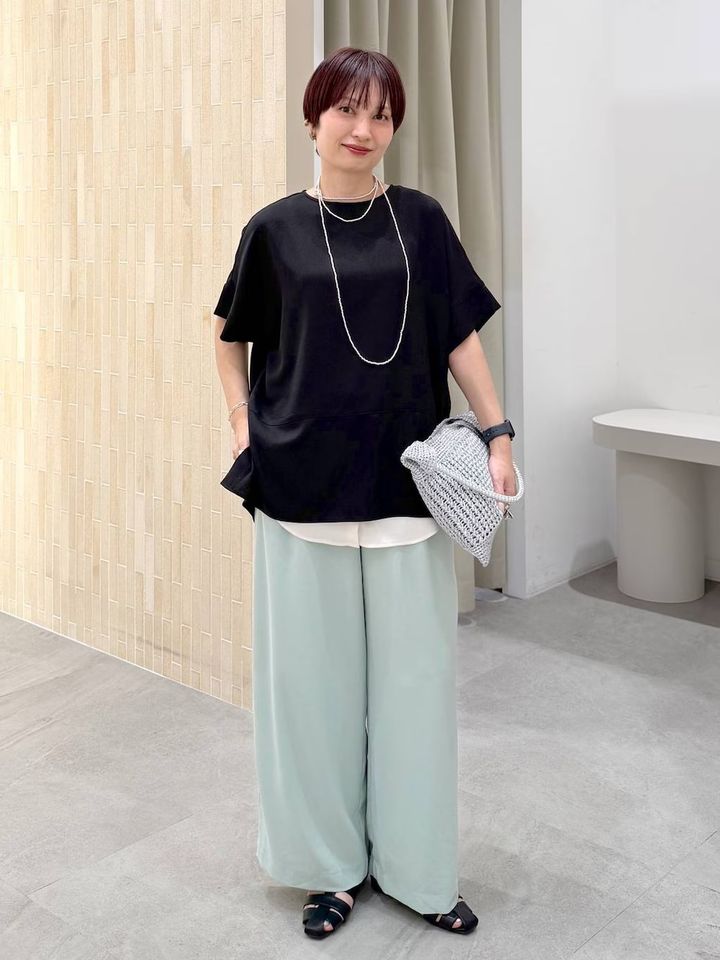 爽やかで大人コーデにもなじむ「ミント」