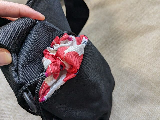 Wpc.ショルダーバッグ 内側のポピー柄