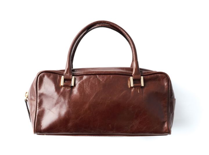 バッグ¥41,800／マウリツィ オタユーティ（ピモンテ）