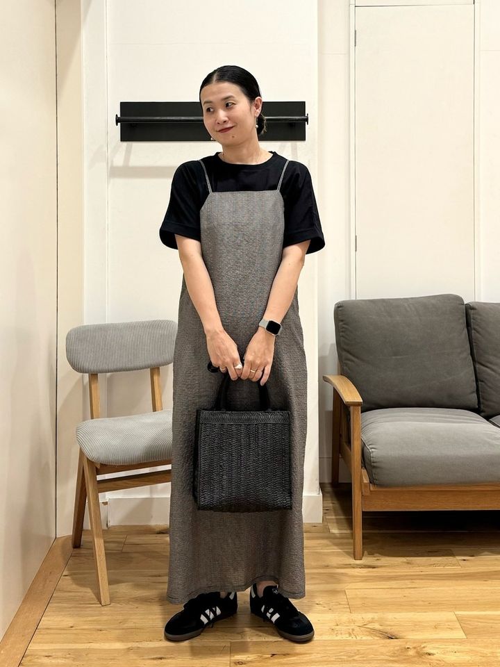 【レイヤードコーデ】着回し力アップ！ワンピースとの簡単夏コーデ