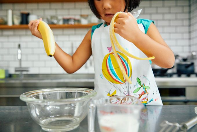 【晩ごはんまでの「つなぎごはん」】晩ごはんを作る隣で子どもが自分でつくれる「バナナジュース」・つなぎごはん2の画像3