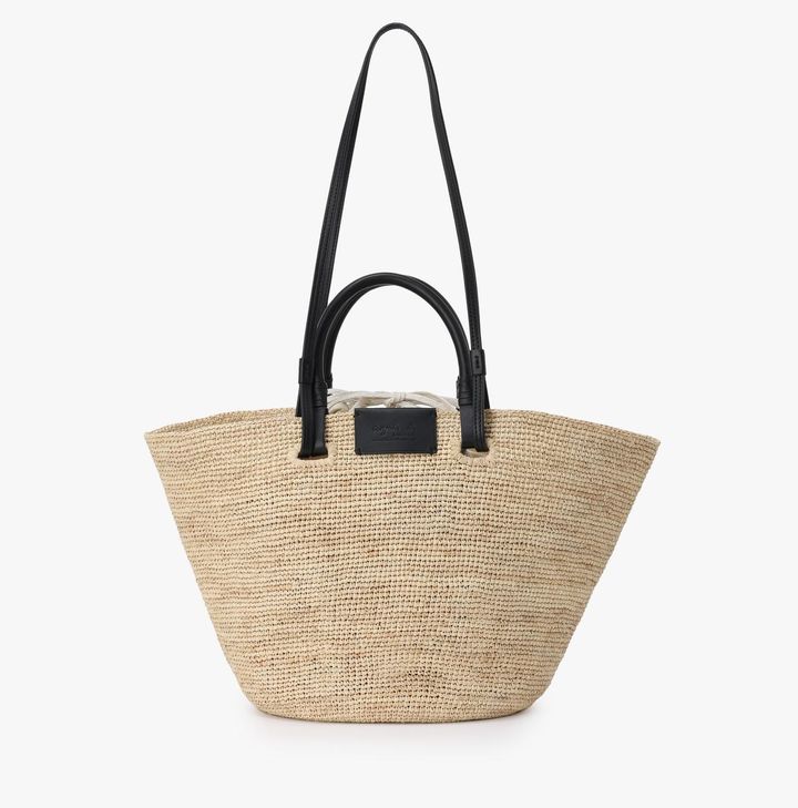 画像: 2wayトートバッグ￥41,800 www.agnesb.co.jp