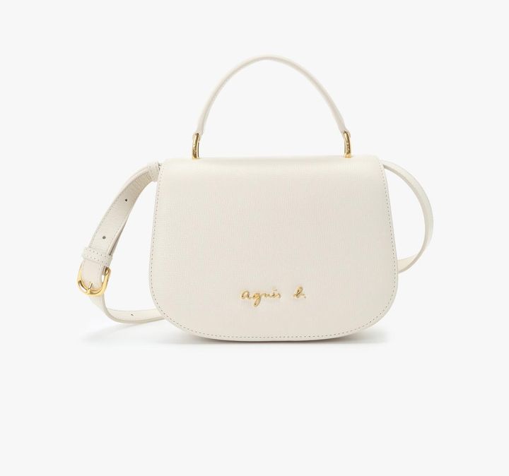 画像: ショルダーバッグ ”City” ￥77,000 www.agnesb.co.jp