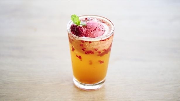 ネスカフェ クーラー ラズベリーシャーベット フィズ