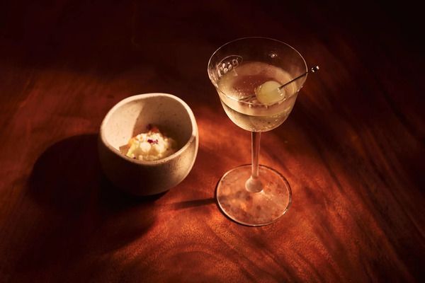 【東京都港区】1 Hotel Tokyoで、旬のメロンを味わうペアリングコース「デザート＆カクテル」提供！