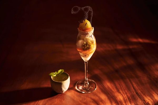 【東京都港区】1 Hotel Tokyoで、旬のメロンを味わうペアリングコース「デザート＆カクテル」提供！