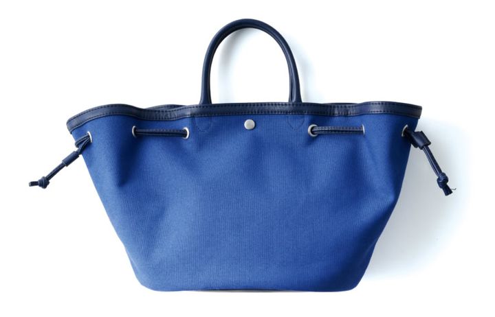 バッグ ¥24,900／トゥティエ
