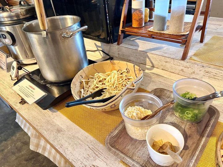 都野菜賀茂 京都駅前店のうどん