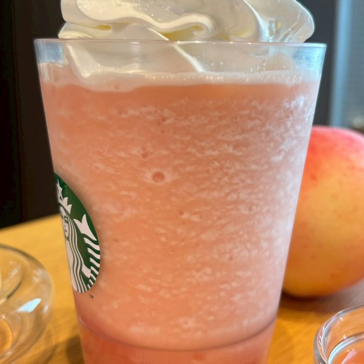 スタバ ピーチ & ピーチミルク フラペチーノ® 