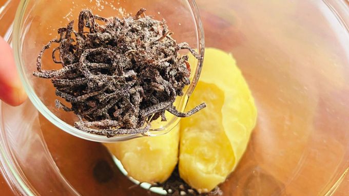 【塩昆布はごはんにのせない！】じゃがいもはゆでずにレンチン「塩昆布ポテサラ」の作り方・なにもしたくない日のひらめきレシピ4の画像5