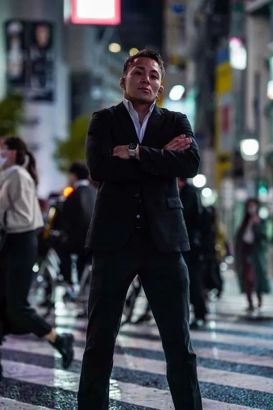 新居すぐる