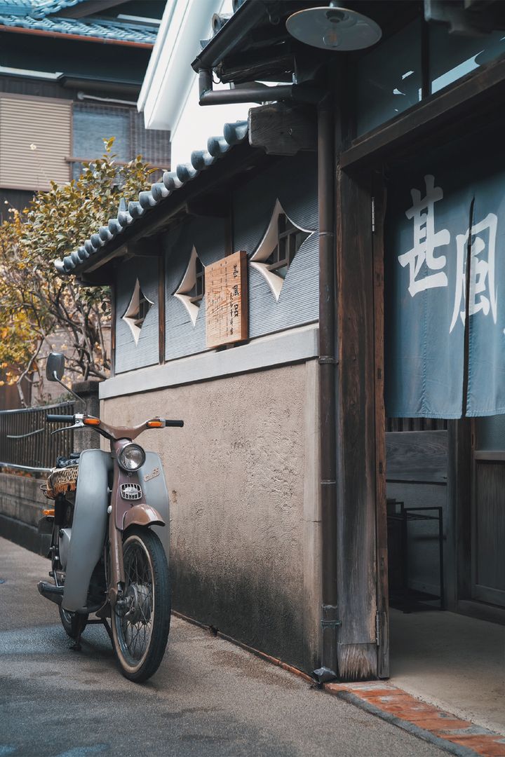 賞は洗い越しでチルするCT110！OHVの路地裏からしまなみフィルム旅までカブonlyフォトコンテスト受賞作6選