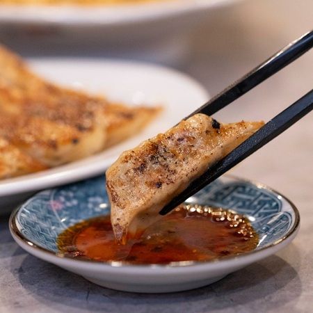 【東京都中野区】新たな中華酒場「餃子のイペコ」オープン！対象ドリンク100円キャンペーンを開催