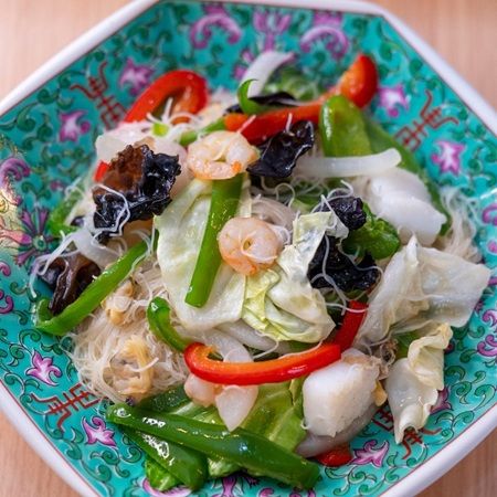 【東京都中野区】新たな中華酒場「餃子のイペコ」オープン！対象ドリンク100円キャンペーンを開催
