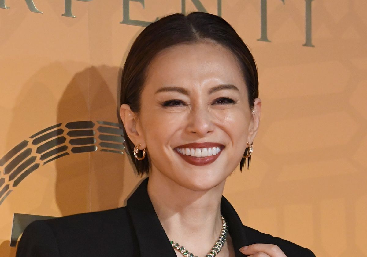 2位『米倉涼子』3位『北川景子』300名が選ぶ【弁護士役が最も似合う女優】1位に「凛とした佇まい」 | TRILL【トリル】