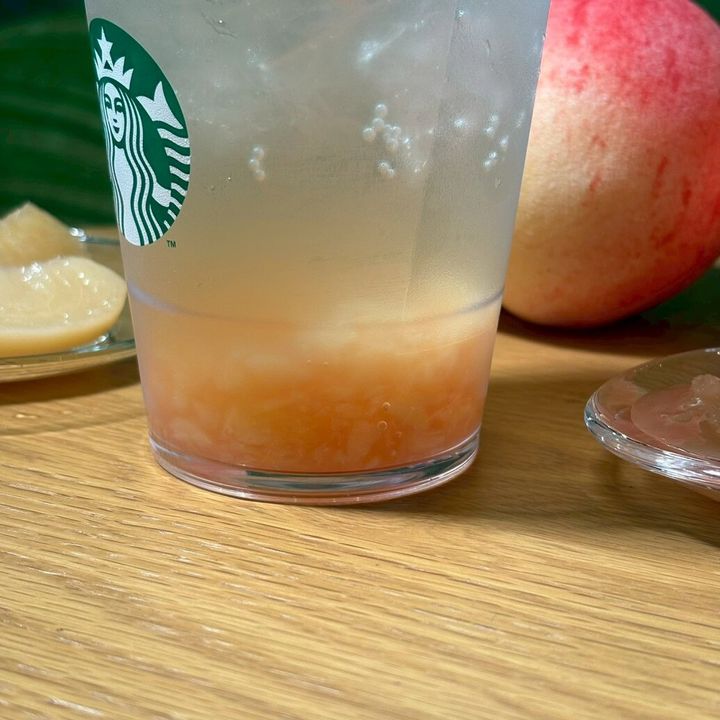 スタバ チラックス ソーダ ピーチ