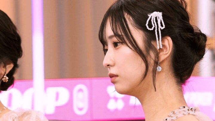 【映像】美人ポーカー俳優、美しすぎる“お祈り顔”
