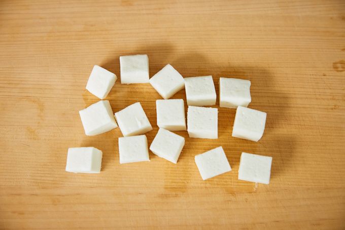 【おやつみたいなごはん】魚の栄養たっぷり！ チーズ味の「はんぺんピカタ」を晩ごはんの前菜に・つなぎごはん3の画像2