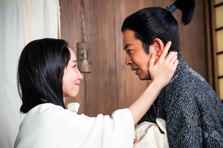 慶（吉岡里帆）、羽柴小一郎長秀（仲野太賀）／大河ドラマ「豊臣兄弟！」第23回より ©️NHK