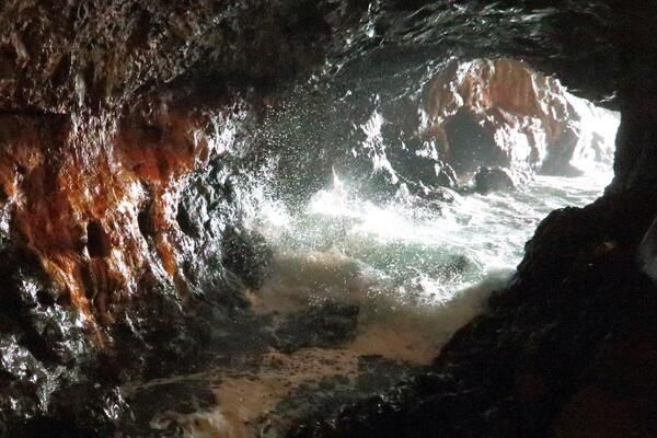 【和歌山県白浜町】三段壁洞窟で熊野水軍が残した秘宝の謎に迫る、体験型リアル謎解きイベント開催！