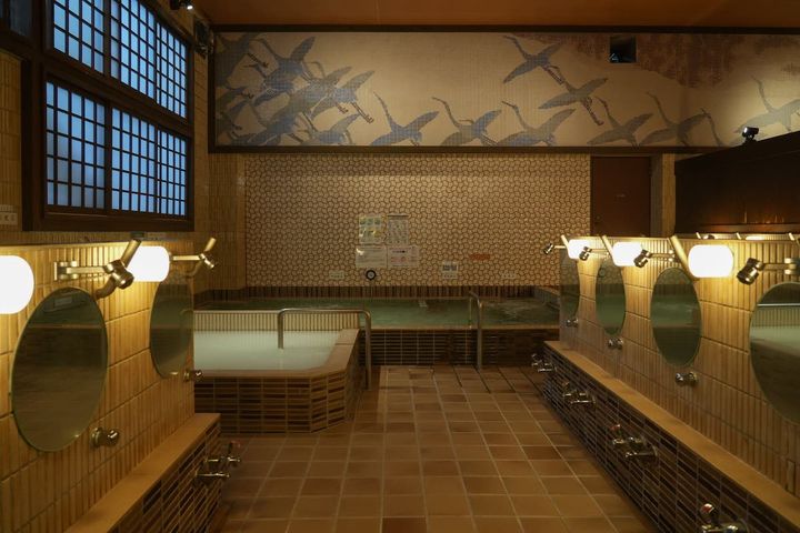 「万年湯」浴場