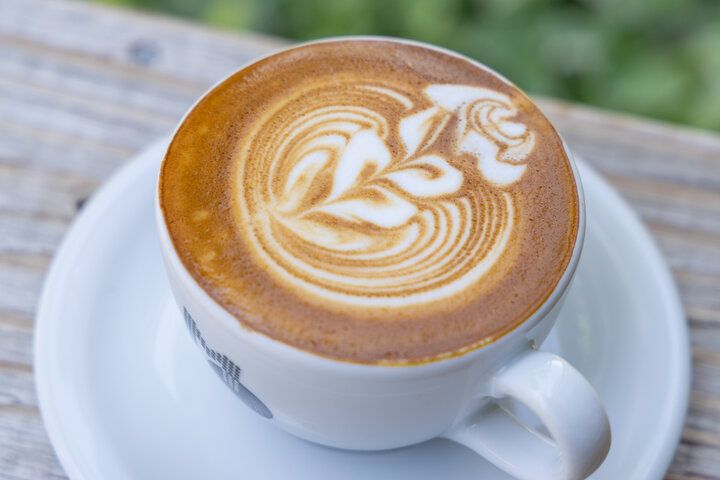 美しいラテアートと名物モンブランが人気♪ 北堀江にある「MONDIAL KAFFEE 328 NY3」
