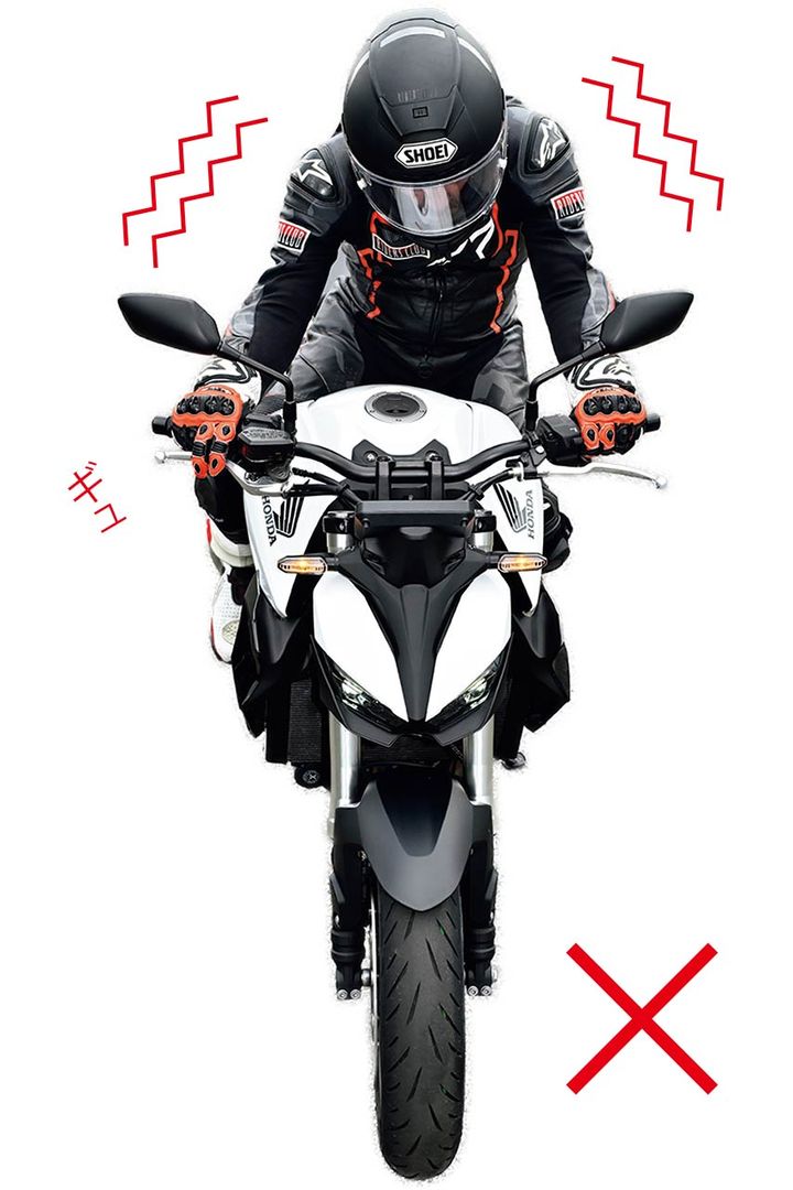 「押す」よりも「止める」感覚？ 元MotoGPライダーが語るプッシングステアとブレーキングの関係｜プッシングステアで鋭く曲がる Vol02