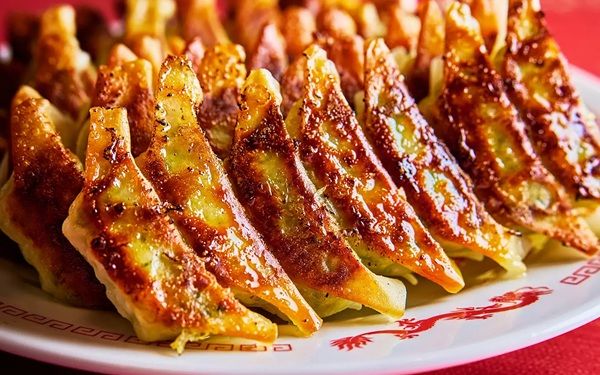【東京都目黒区】「大阪餃子専門店よしこ目黒店」で1周年祭開催！1,000円クーポンをプレゼント