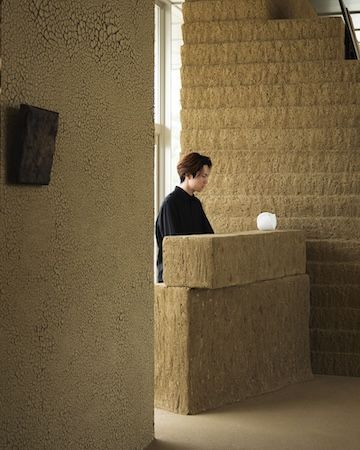 【兵庫県淡路市】淡路島の土を用いた家具ブランド「TSUCHI」が誕生。プロダクトを発表する展覧会開催