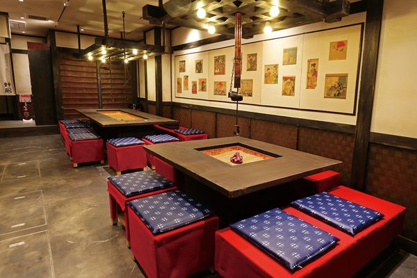 【神奈川県箱根町】昼は蕎麦処、夜は囲炉裏を囲む酒処として営業する「箱根いろり焼 雲助」オープン！