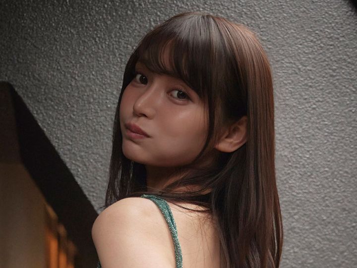『SPA!デジタル写真集 似鳥沙也加「ブチ上げ極上ボディ」』より 提供 ／ 週刊 SPA! 編集部 「フェティッシュお嬢様の限界突破」 ： 撮影／彦坂栄治 ヘアメイク／エノモトマサノリ スタイリング／ 八杉直美 width=