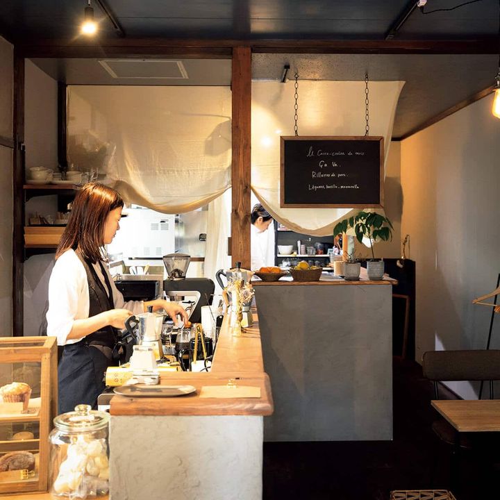 福岡〈café C onnu〉店内