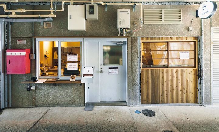 長野〈LAGOM DOUGHNUT & DRINK〉外観