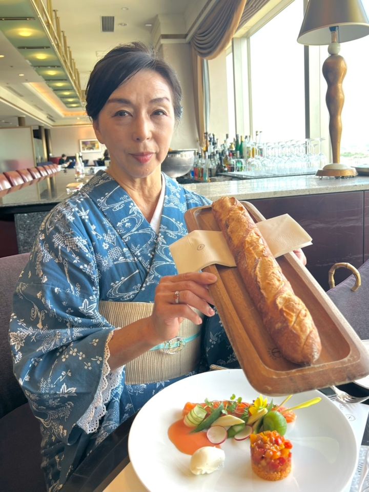 横浜ベイシェラトン最上階フレンチ「ベイ・ビュー」で過ごす贅沢ランチ