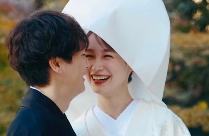 【写真・画像】藤井サチ、イケメン夫との結婚式を公開「芸能人いっぱいいる！」板野友美ら豪華参列者に注目集まる…父はルイ・ヴィトンジャパンの元社長 1枚目