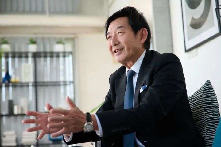 石田純一氏 インタビューの様子2