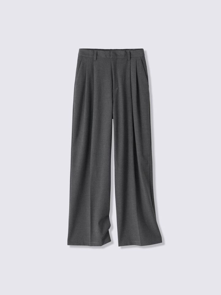 ダークグレーのタック入りワイドパンツの平置き