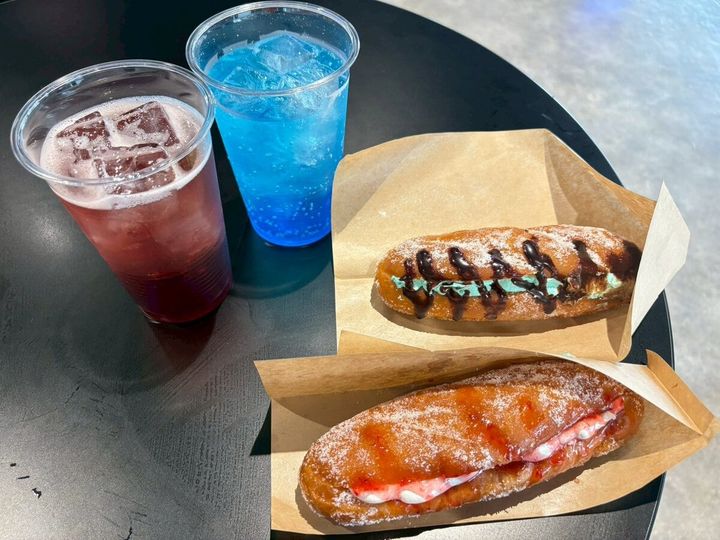 North Café 「ON THE SEA」 揚げパン、カクテル