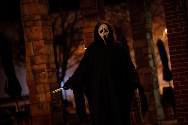 『スクリーム7』は公開中 [c] 2026 PARAMOUNT PICTURES.GHOST FACE IS A REGISTERED TRADEMARK OF FUN WORLD DIV.,EASTER UNLIMITED, INC. [c]1999. ALL RIGHTS RESERVED.