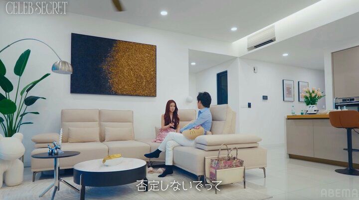 【写真・画像】「セクシー女優をやってるのか」29歳美人経営者、SNS発信が原因で両親と絶縁「4〜5年会ってない」 3枚目