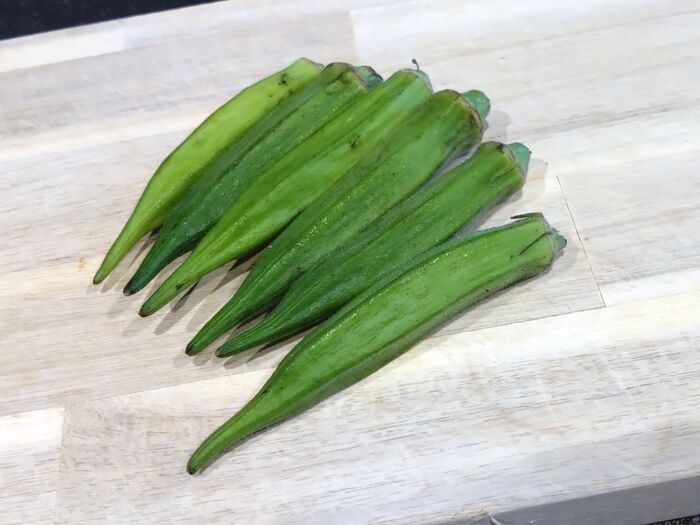 オクラは『丸ごと冷凍』が大正解すぎた！調理が断然ラクになる〈夏前に知っておきたい保存術〉