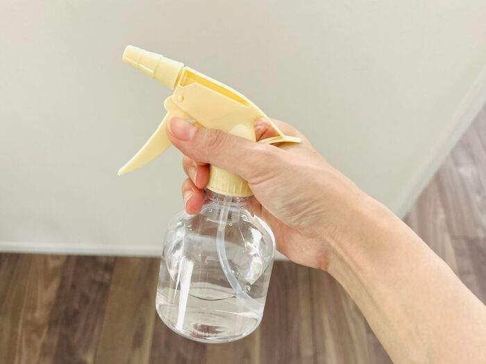 【ダイソー】見た目は普通のボトル…中身を見てびっくり！楽しすぎる水遊びグッズでした♪