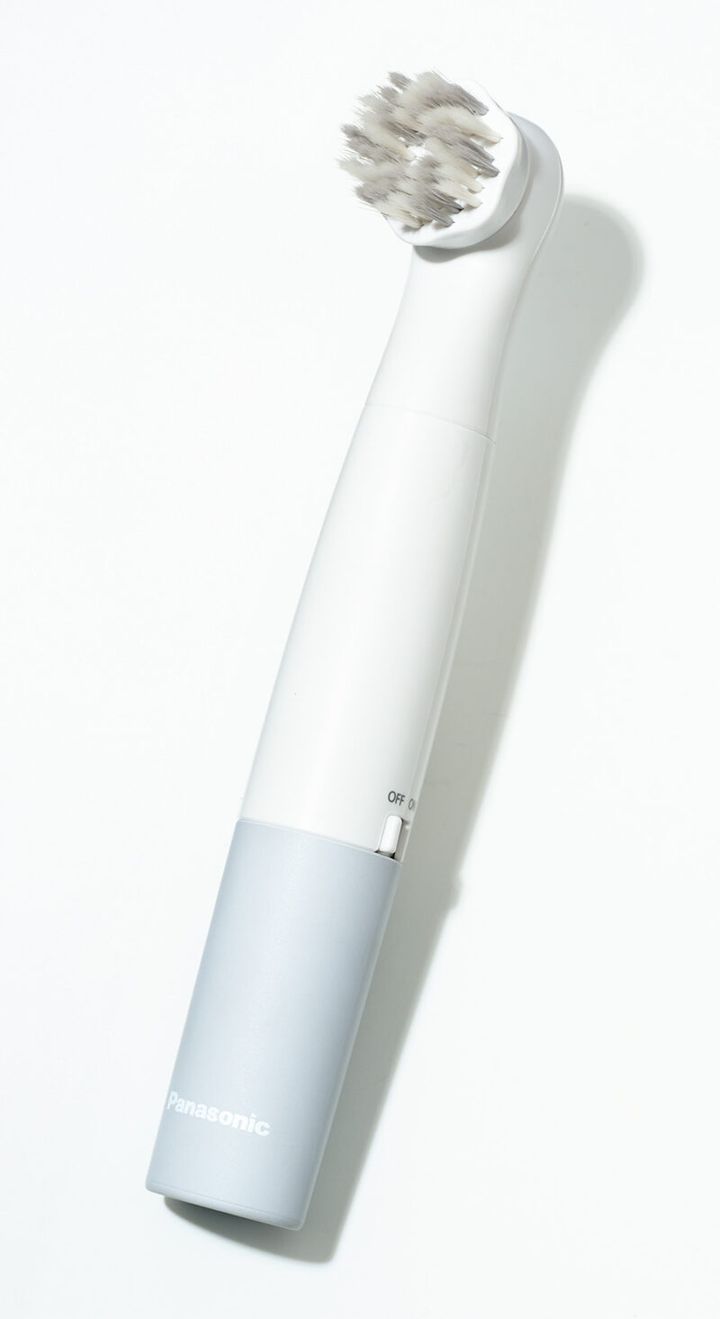 VIOブラシ フェリエ ES-WB20¥6,600（編集部調べ）／パナソニック