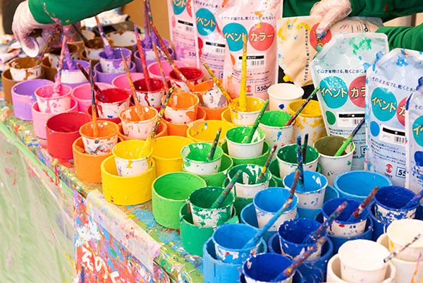 【東京都板橋区】巨大段ボールアート×音楽の体験型プログラム開催！作るだけで終わらないアート体験