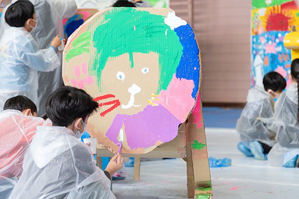 【東京都板橋区】巨大段ボールアート×音楽の体験型プログラム開催！作るだけで終わらないアート体験