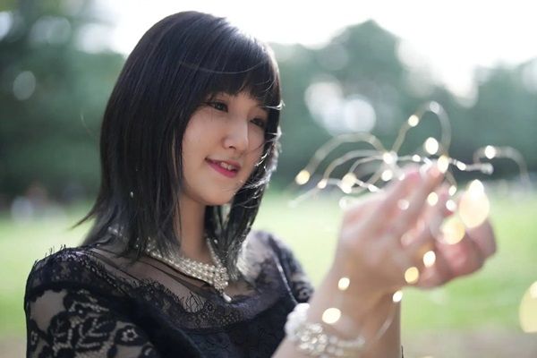 【東京都渋谷区】末崎正展氏プロデュース！ヒーリングシンガーのmamii氏が新曲「愛の大海」をリリース